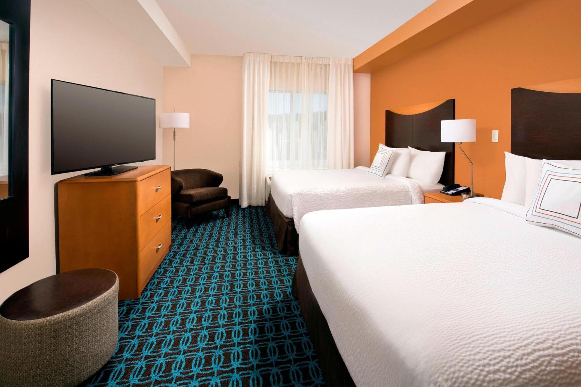 Hotel Fairfield & Suites-washington Dc 3*